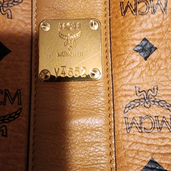Authentic MCM bag - Picture 8 of 8